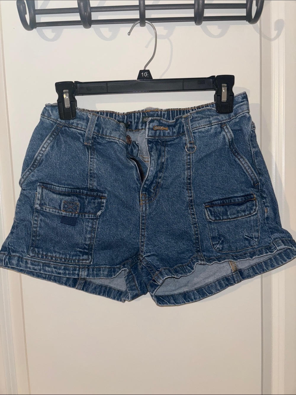 Wild Fable Denim Cargo Shorts in Blue Size Small